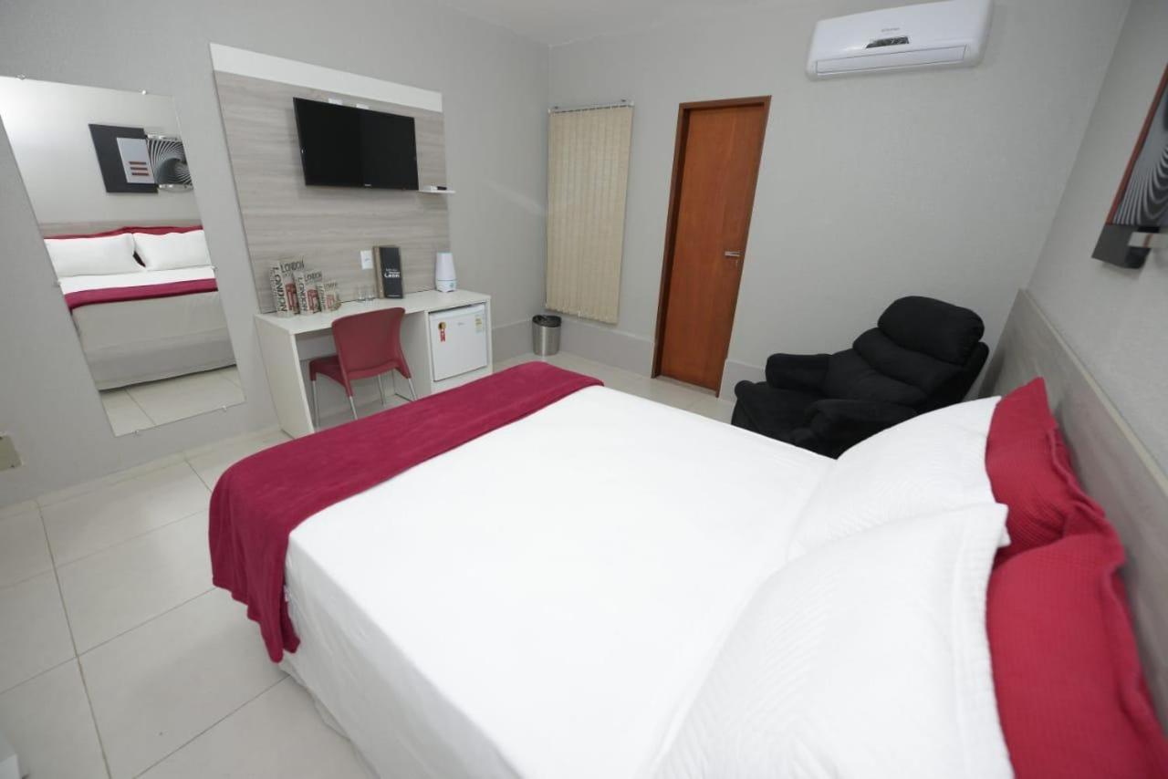 Hotel Leon Barbalha Exterior photo